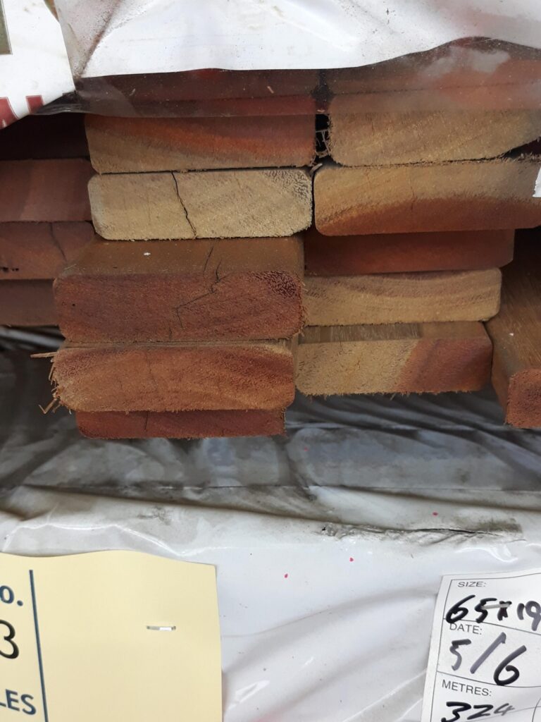 65X19 DAR QLD MIXED HARDWOOD SCREENING- 120/2.7 (THIS PACK IS STANDARD & BETTER GRADE)