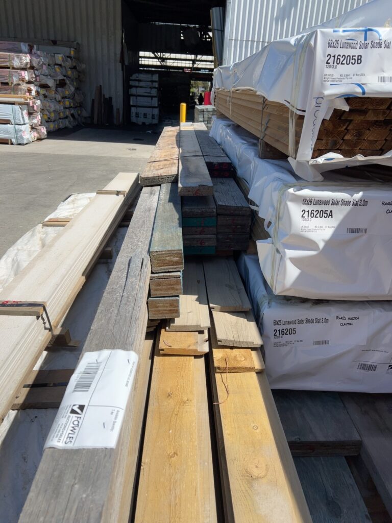 PACK OF ASSORTED LVL BEAMS