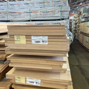 PALLET OF ASST'D MOSTLY SOLID DOORS IN VARIOUS STYLES AND SIZES