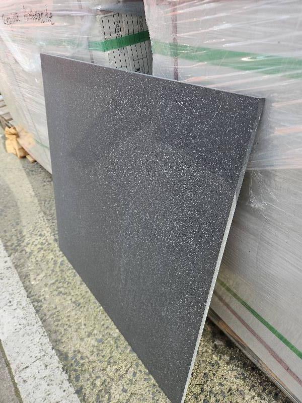 NEW 600MM X 600MM PORCELAIN TILE, REGINA ANTHRACITE MATTE