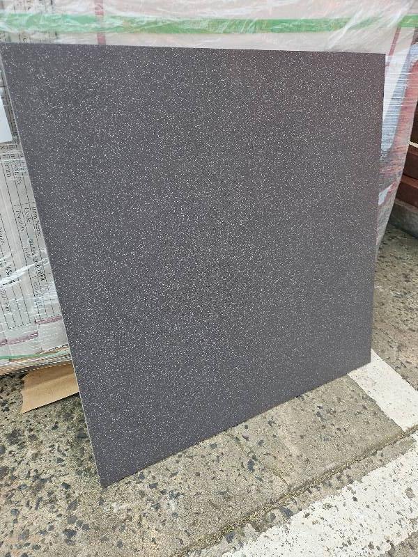 NEW 600MM X 600MM PORCELAIN TILE, REGINA ANTHRACITE MATTE