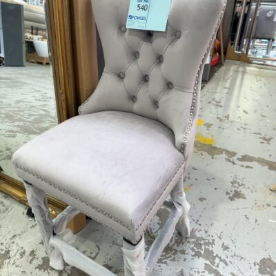 BRAND NEW DOVE GREY ANTOINETTE VELVET BARSTOOL, STUD DETAIL WITH BACK RING HANDLE AU1094