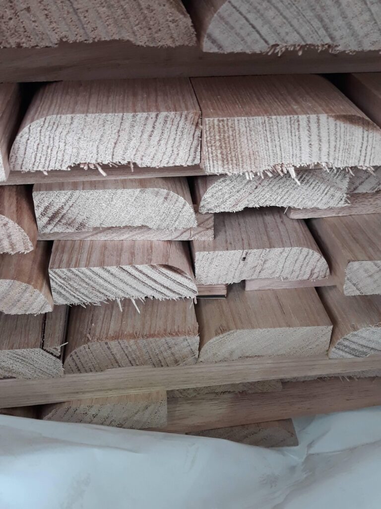 65X19 TAS OAK STANDARD GRADE BULLNOSE ARCHITRAVES SHORTS