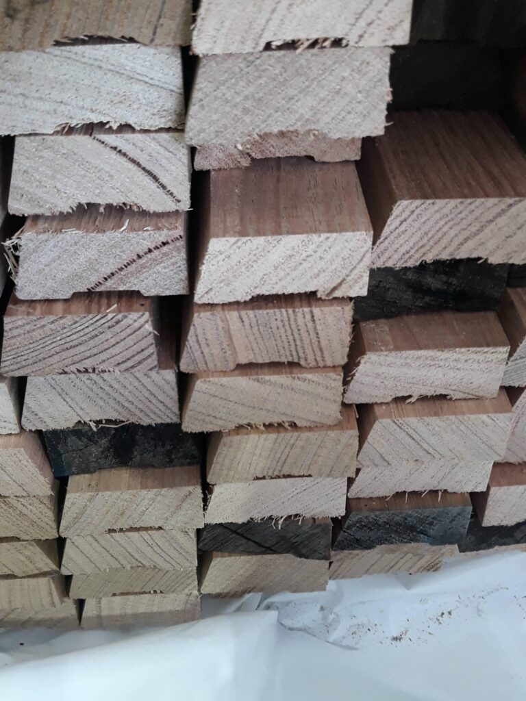 42X19 TAS OAK UTE S/BEVEL ARCHITRAVES SHORTS