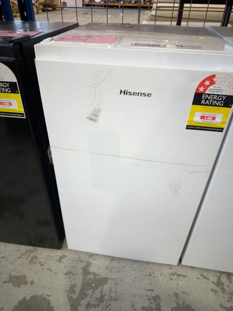 REFURBISHED HISENSE 125L BAR FRIDGE SOLD AS IS 3 MONTH BACK TO BASE WARRANTY