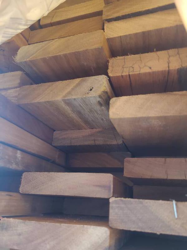 86X19 FEATURE GRADE SPOTTED GUM DECKING (PACK CONSISTS OF RANDOM SHORT LENGTHS)