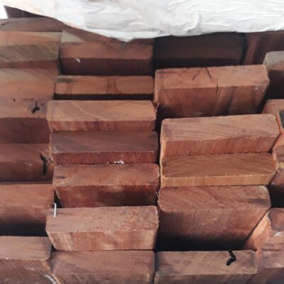 86X19 FEATURE GRADE QLD MIXED HARDWOOD DECKING- (PACK CONSISTS OF RANDOM SHORT LENGTHS)