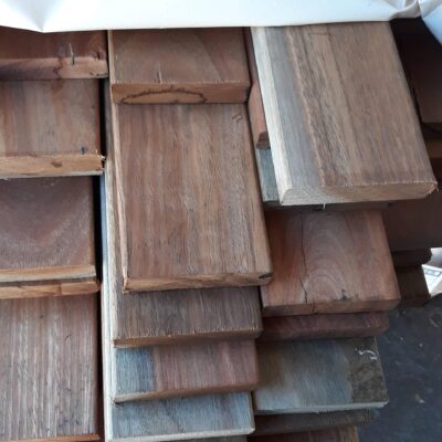 86X19 FEATURE GRADE SPOTTED GUM DECKING- (PACK CONSISTS OF RANDOM SHORT LENGTHS)