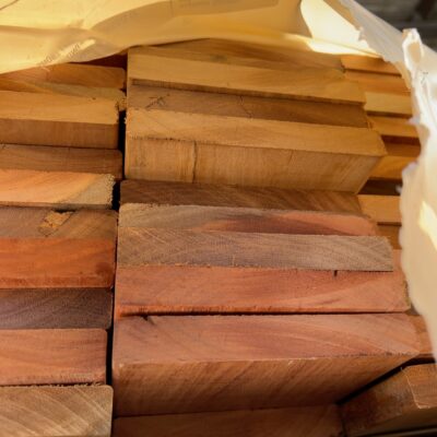 135X19 FEATURE GRADE QLD MIXED HARDWOOD DECKING- (PACK CONSISTS OF RANDOM SHORT LENGTHS)