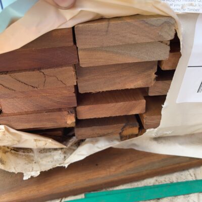 86X19 FEATURE GRADE SPOTTED GUM DECKING- (PACK CONSISTS OF RANDOM SHORT LENGTHS)