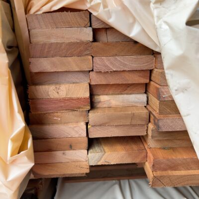 86X19 FEATURE GRADE SPOTTED GUM DECKING- (PACK CONSISTS OF RANDOM SHORT LENGTHS)