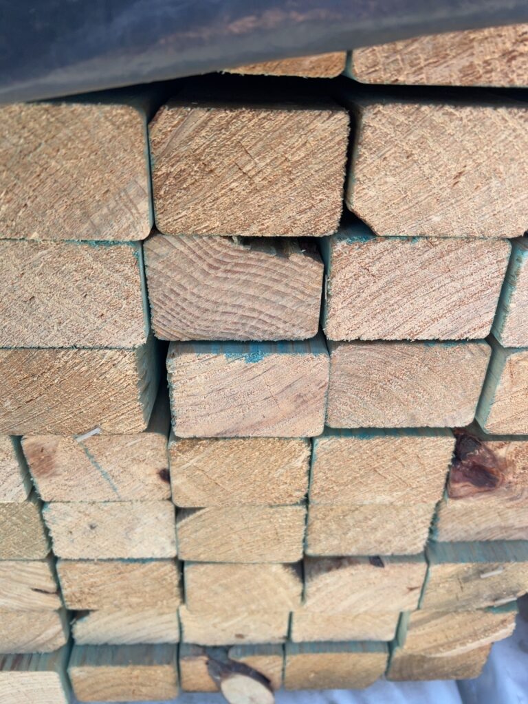 70X45 H2F BLUE MGP10 PINE-130/4.2 (THIS PACK IS AGED STOCK AND SOLD AS IS)