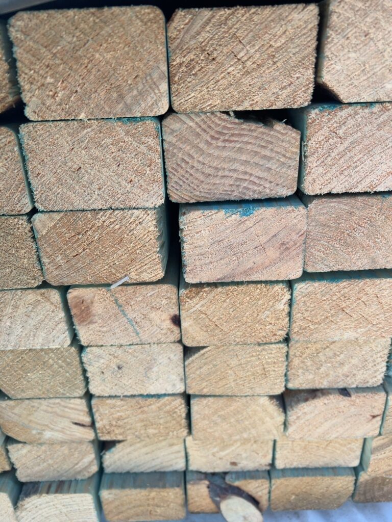 70X45 H2F BLUE MGP10 PINE-130/4.2 (THIS PACK IS AGED STOCK AND SOLD AS IS)