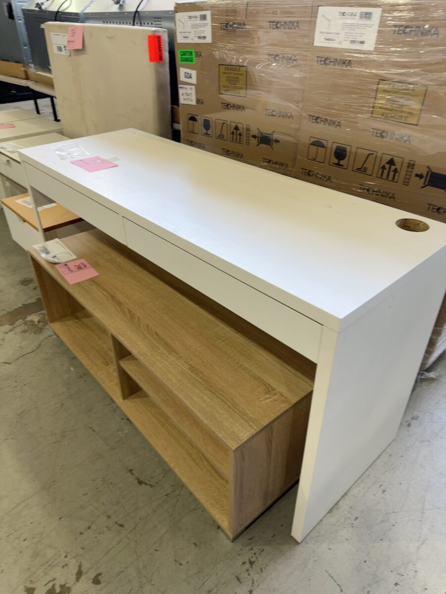 EX HIRE - WHITE DESK, SOLD AS IS