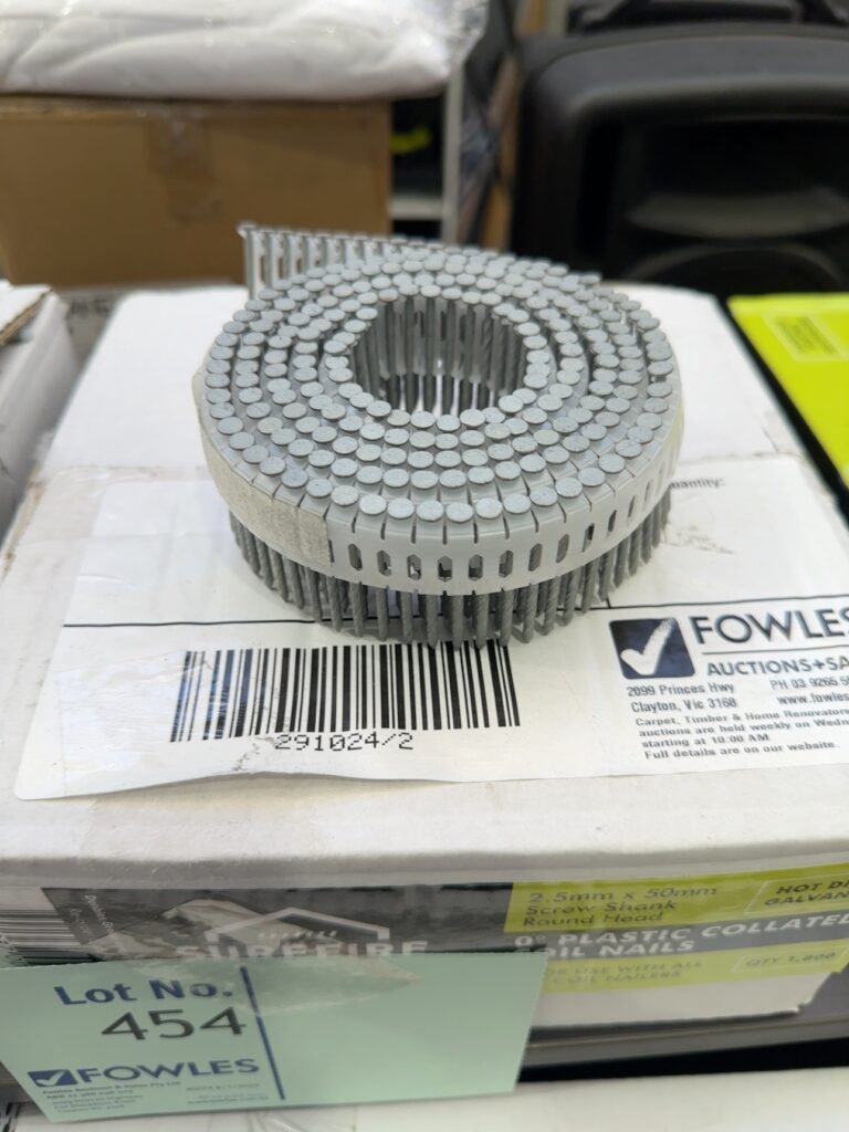 NEW COIL NAIL SCREW GALV 50X2.5 QTY 1800, SFZPC2029