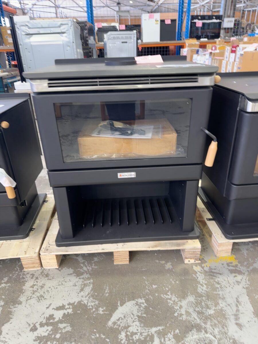 EX DISPLAY SCANDIA KALORA 600BX WOODSTACK CONVECTION WOOD HEATER, HEATS UP TO 300M2, LARGE WOOD STORAGE, 3 SPEED FAN CONTROL RRP$2799 KA600BX-24-0025