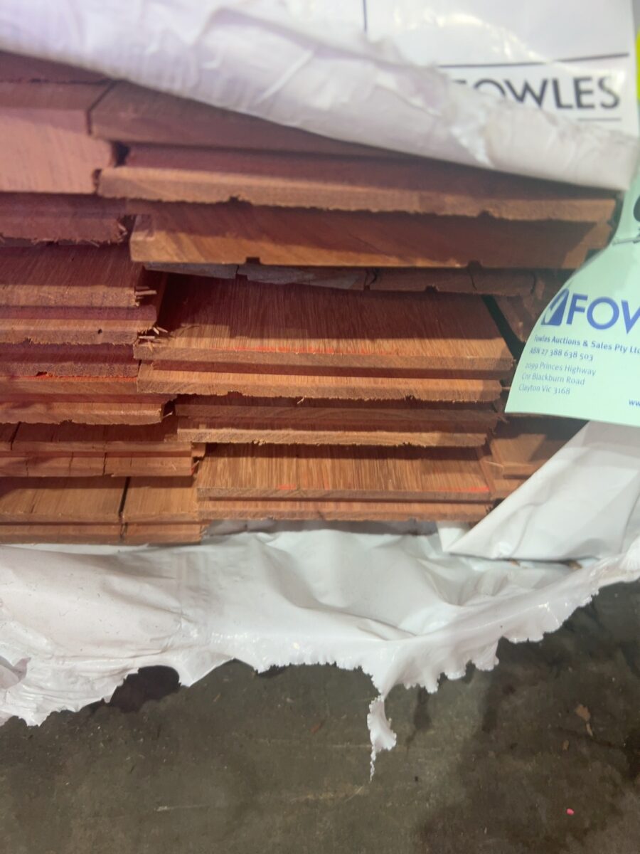 130X19 BLUEGUM COVER GRADE FLOORING