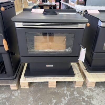 EX DISPLAY SCANDIA KALORA KA500C CONVECTION WOOD HEATER, HEATS UP TO 200M2, SPACIOUS FIRE BOX, 3 SPEED FAN, RRP$1999, KA500C-24-0101