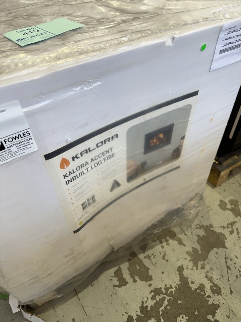 SCANDIA KALORA ACCENT INBUILT WOOD HEATER, CAN BE INSTALLED INTO EXISTING FIREPLACE OR INTO WALL, HEATS UP TO 280M2 RRP$1920 **CARTON DAMAGE STOCK, SOLD AS IS** SG010400172-23-0086