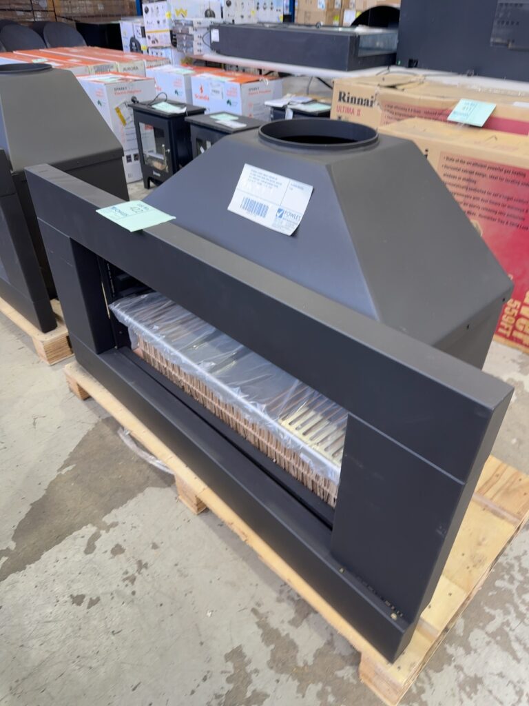 SCANDIA AVANTE INBUILT INDOOR OR OUTDOOR OPEN WOOD FIRE HEATER, HEATER ONLY RRP$3400**CARTON DAMAGE STOCK, SOLD AS IS** SCF900-1-21-0163