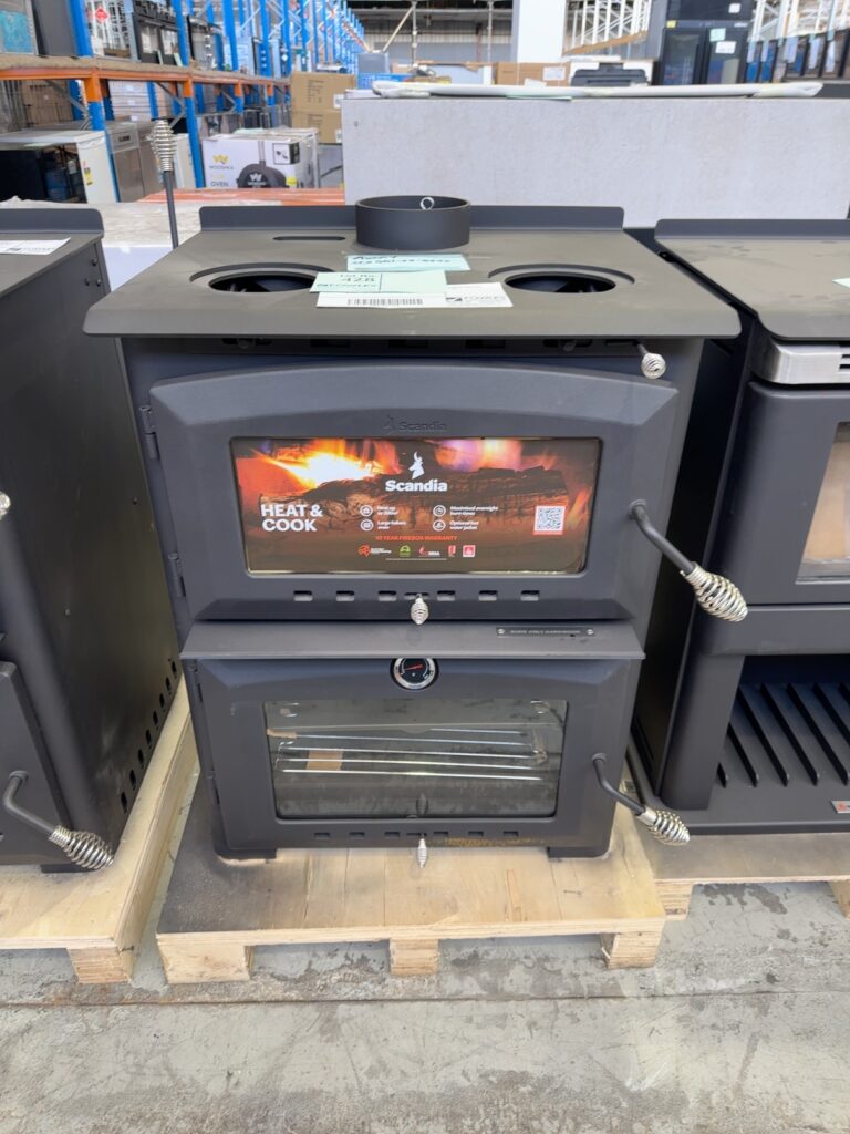 SCANDIA HEAT & COOK WOOD FIRED OVEN & STOVE SCX501, HEATS UP TO 200M2, LARGE BAKING OVEN & EXTRA-LARGE COOKTOP, RRP$2399 **CARTON DAMAGE STOCK, SOLD AS IS** SCX501-22-0345