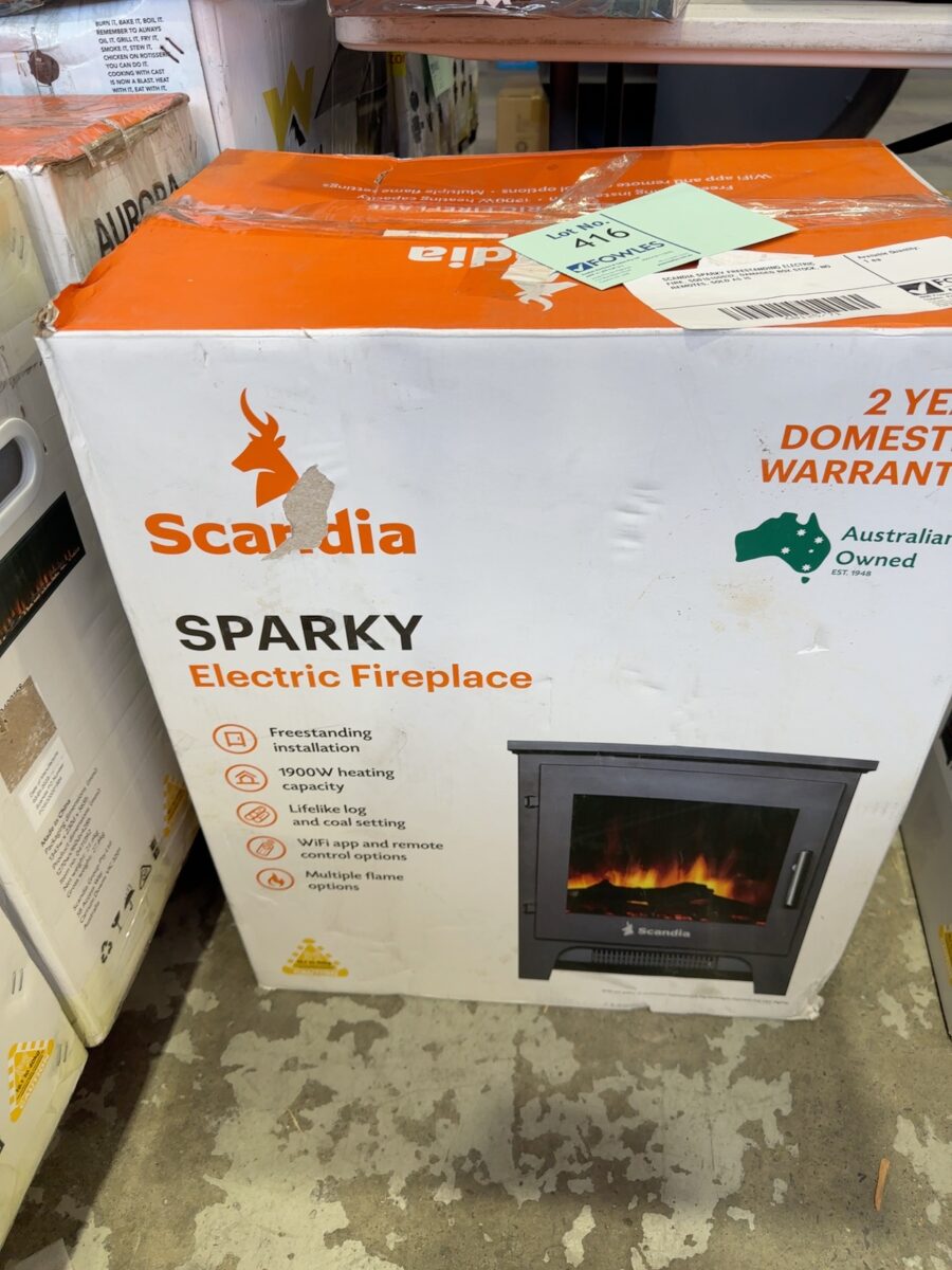 SCANDIA SPARKY FREESTANDING ELECTRIC FIRE, SG010100032, DAMAGED BOX STOCK, NO REMOTES, SOLD AS IS