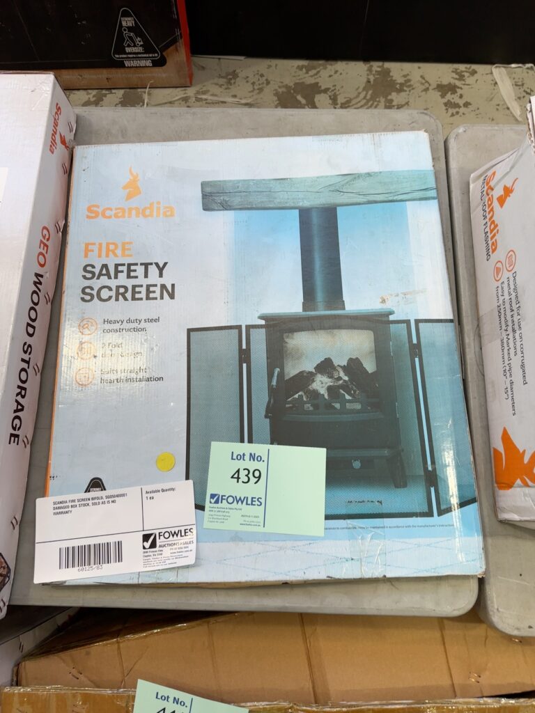 SCANDIA FIRE SCREEN BIFOLD, SGO50400001 DAMAGED BOX STOCK, SOLD AS IS NO WARRANTY