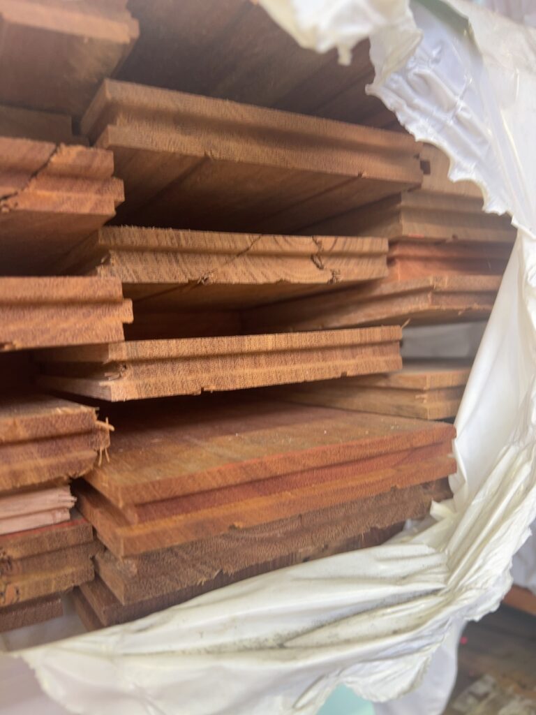 130X19 SPOTTED GUM COVER GRADE FLOORING