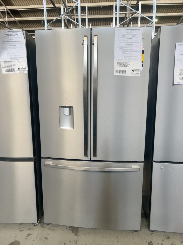 WESTINGHOUSE WHE6060SB S/STEEL FRENCH DOOR FRIDGE WITH WATER DISPENSER, 565 LITRE, 896MM WIDE, FINGERPRINT RESISTANT, MULTI AIR FLOW, ADJUSTABLE STORAGE, FAMILY SAFE LOCKABLE COMPARTMENT, 12 MONTH WARRANTY