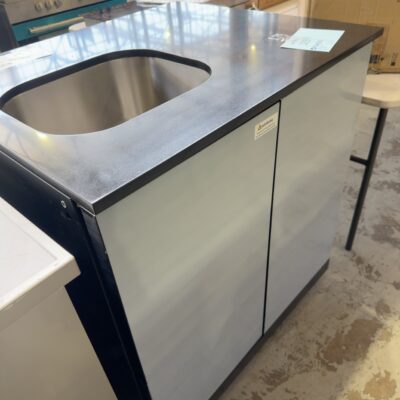 EX DISPLAY OUTDOOR KITCHEN SINK MODULE WITH BLACK GRANITE TOP