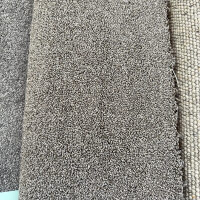 AUCTION CARPET 2NDS