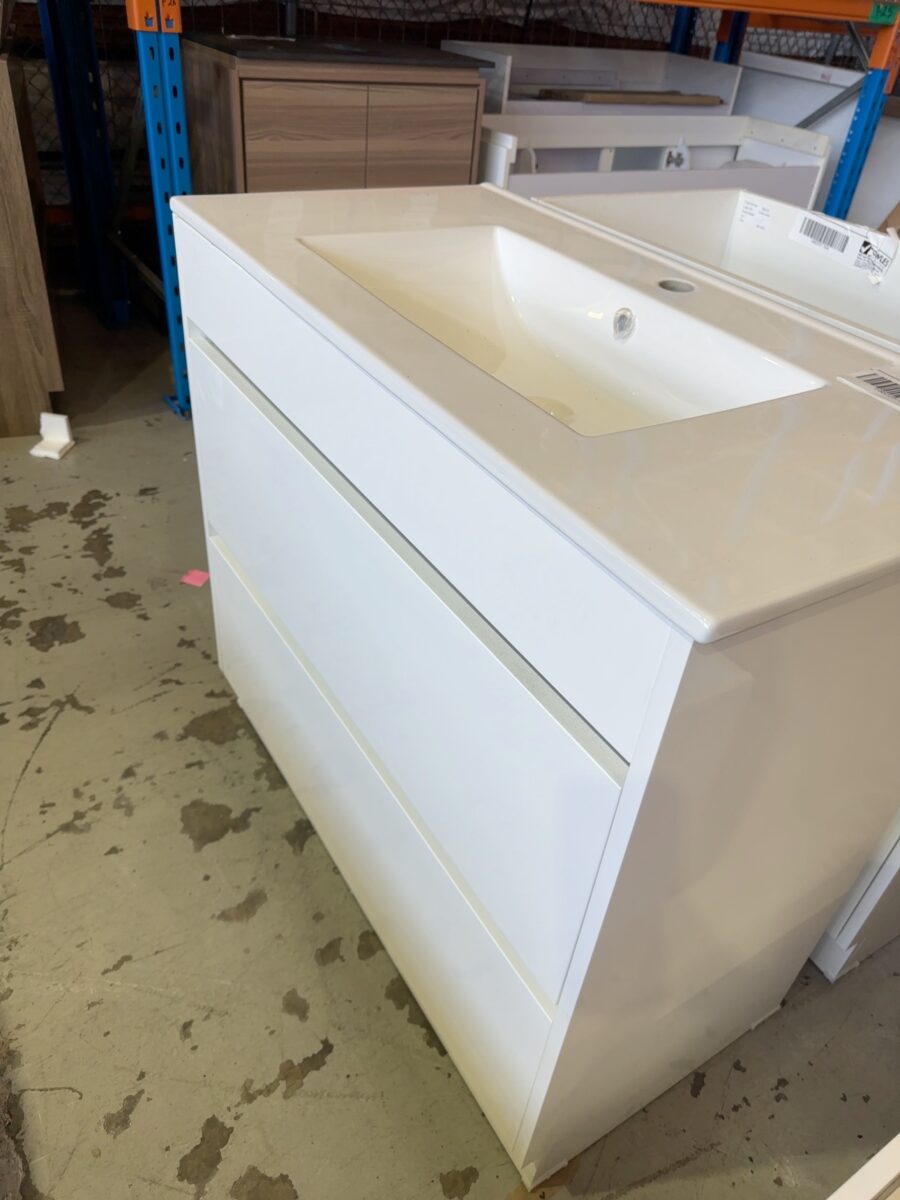 NEW ALINE 900MM WALL HUNG VANITY WITH CERAMIC TOP