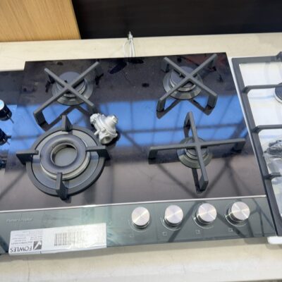 EX DISPLAY FISHER & PAYKEL GAS 600MM COOKTOP, SOLD AS IS 3 MONTH WARRANTY