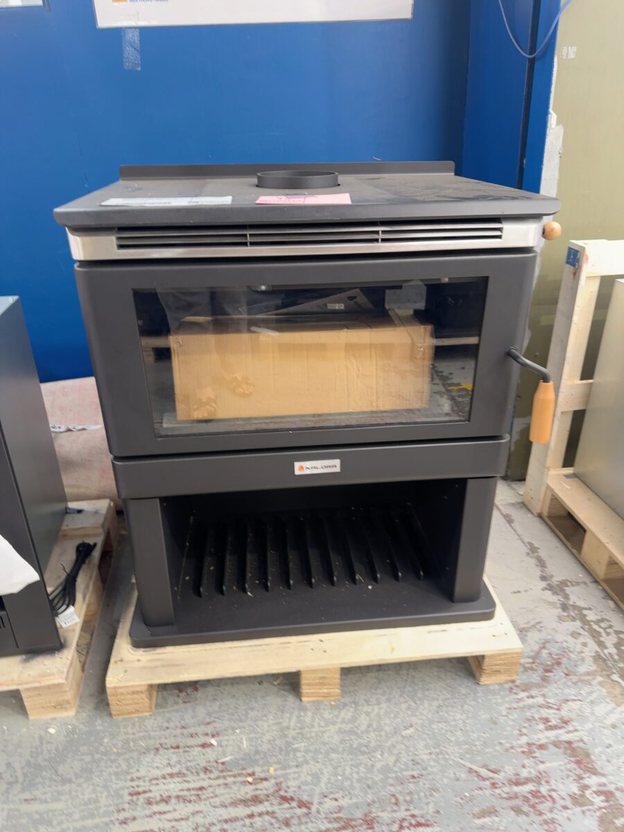 SCANDIA KALORA 600BX WOODSTACK CONVECTION WOOD HEATER, HEATS UP TO 300M2, 3 SPEED FAN RRP$2725 WITH 3 MONTH WARRANTY KA600BX-24-0187