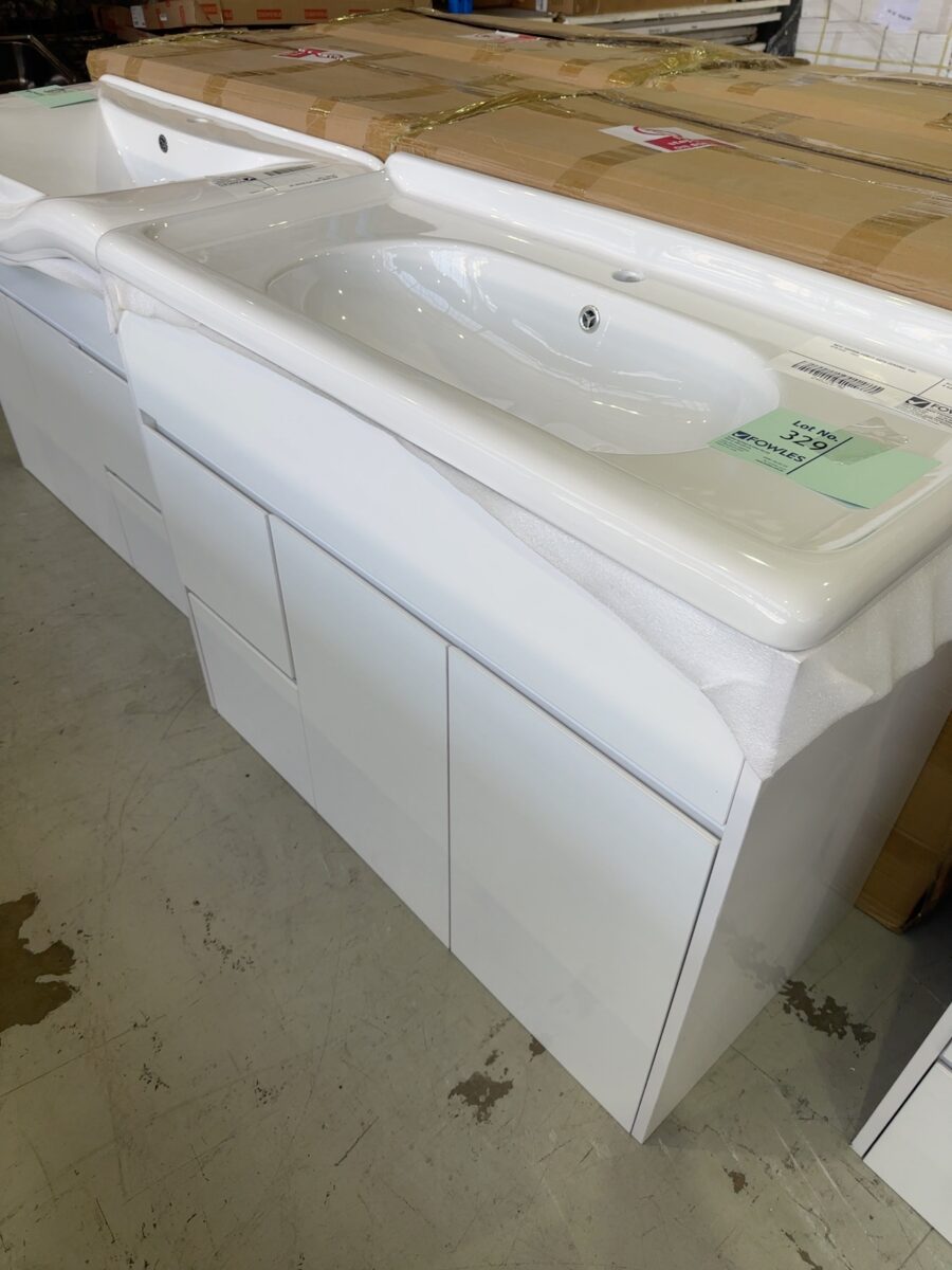 NEW 1000MM VANITY WITH CERAMIC TOP, VPB1000-450L