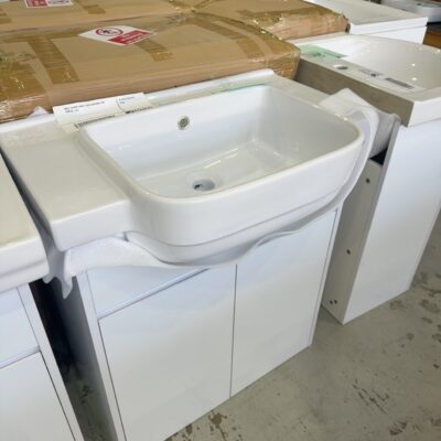 NEW 750MM VANITY WITH CERAMIC TOP, VPB750-423