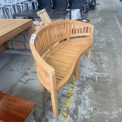 NEW PLANTATION TEAK CURVED GARDEN SEAT RRP$1100