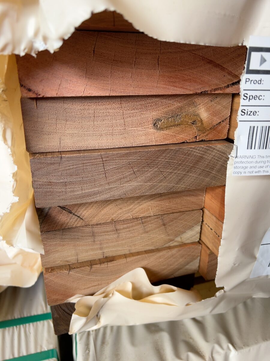 190X45 FEATURE GRADE SPOTTED GUM