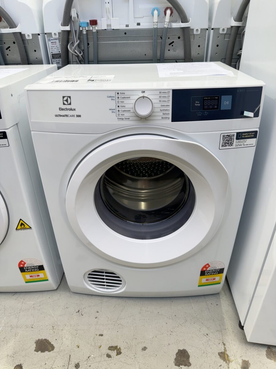 ELECTROLUX EDV605H3WB 6KG ULTIMATECARE VENTED DRYER WITH SENSORDRY, 12 MONTH WARRANTY