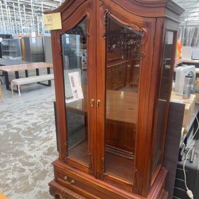 EX STAGING - ORNATE TIMBER GLASS FRONTED DISPLAY CABINET, SOLD AS IS