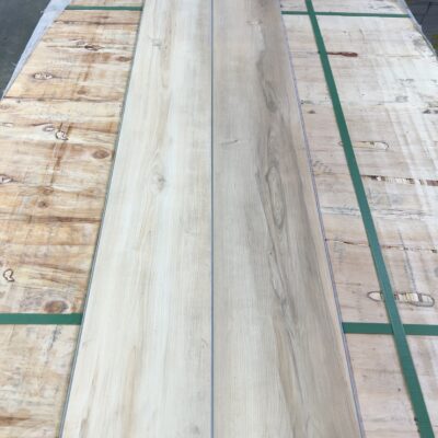 1240X128X7MM HYBRID FLOORING (44 X 2.568 M2)