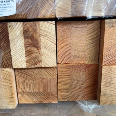 90X90 AUS OAK DAR LAM KD HARDWOOD POSTS