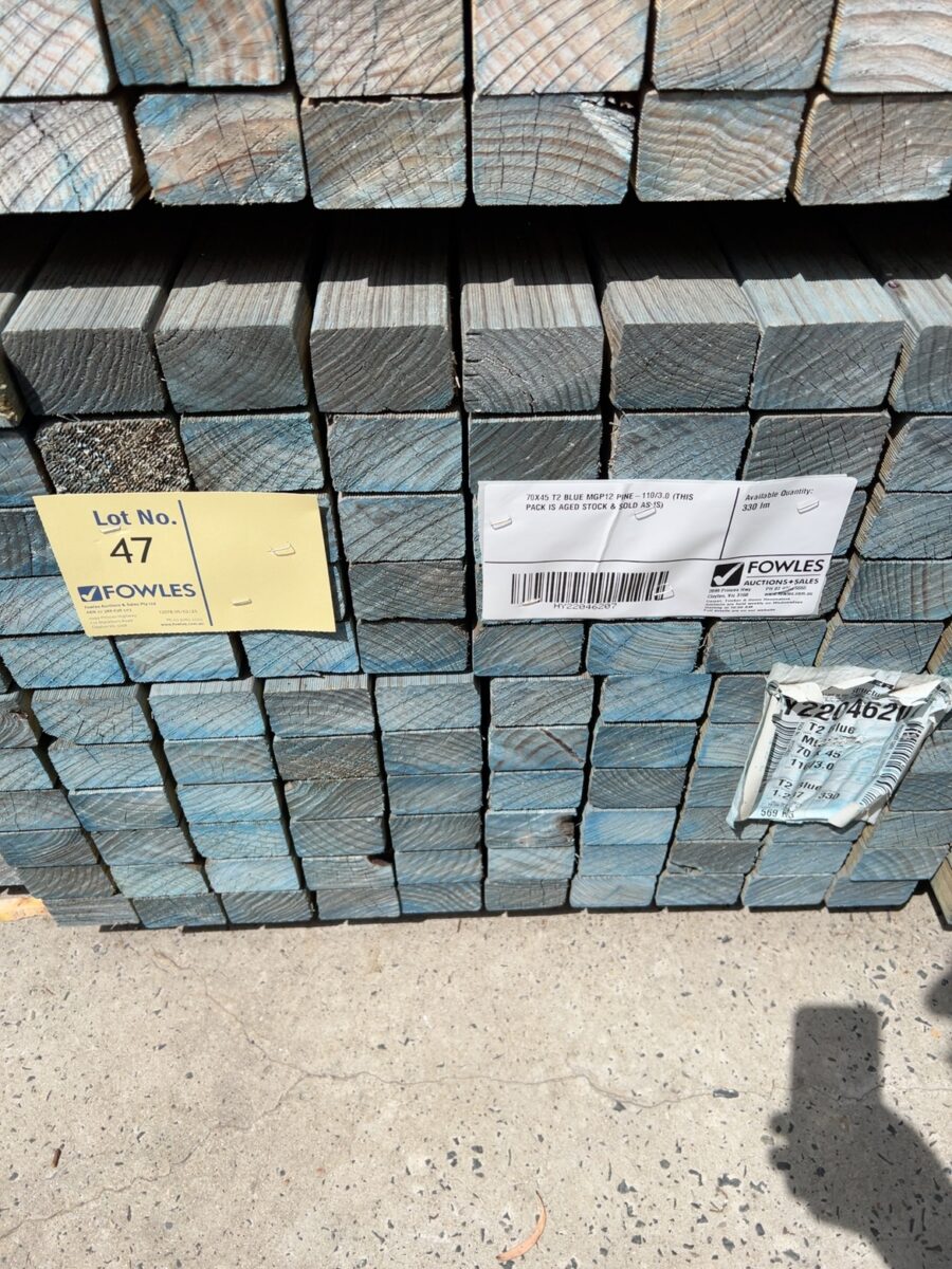 70X45 T2 BLUE MGP12 PINE-110/3.0 (THIS PACK IS AGED STOCK & SOLD AS IS)