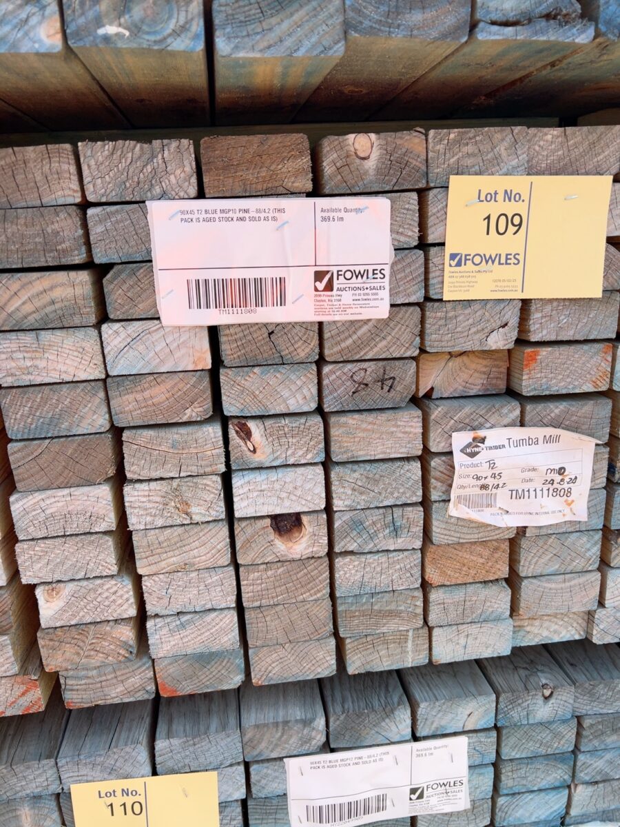 90X45 T2 BLUE MGP10 PINE-88/4.2 (THIS PACK IS AGED STOCK AND SOLD AS IS)