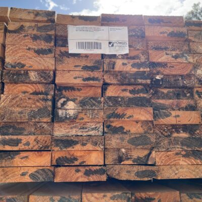 150X38 SAWN CASE GRADE PINE-91/5.4 (PLEASE NOTE THIS PACK IS AGED STOCK AND MAY CONTAIN SOME MOULD)