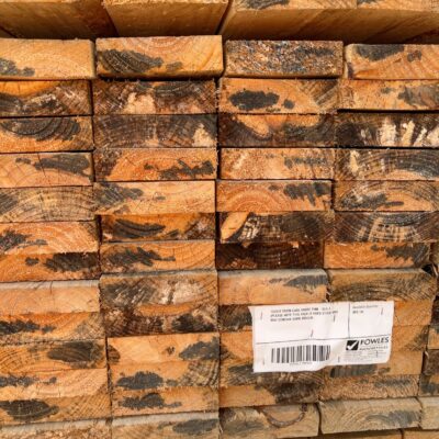 150X38 SAWN CASE GRADE PINE-90/5.4 (PLEASE NOTE THIS PACK IS AGED STOCK AND MAY CONTAIN SOME MOULD)