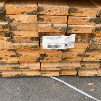 150X38 SAWN CASE GRADE PINE-91/5.4 (PLEASE NOTE THIS PACK IS AGED STOCK AND MAY CONTAIN SOME MOULD)