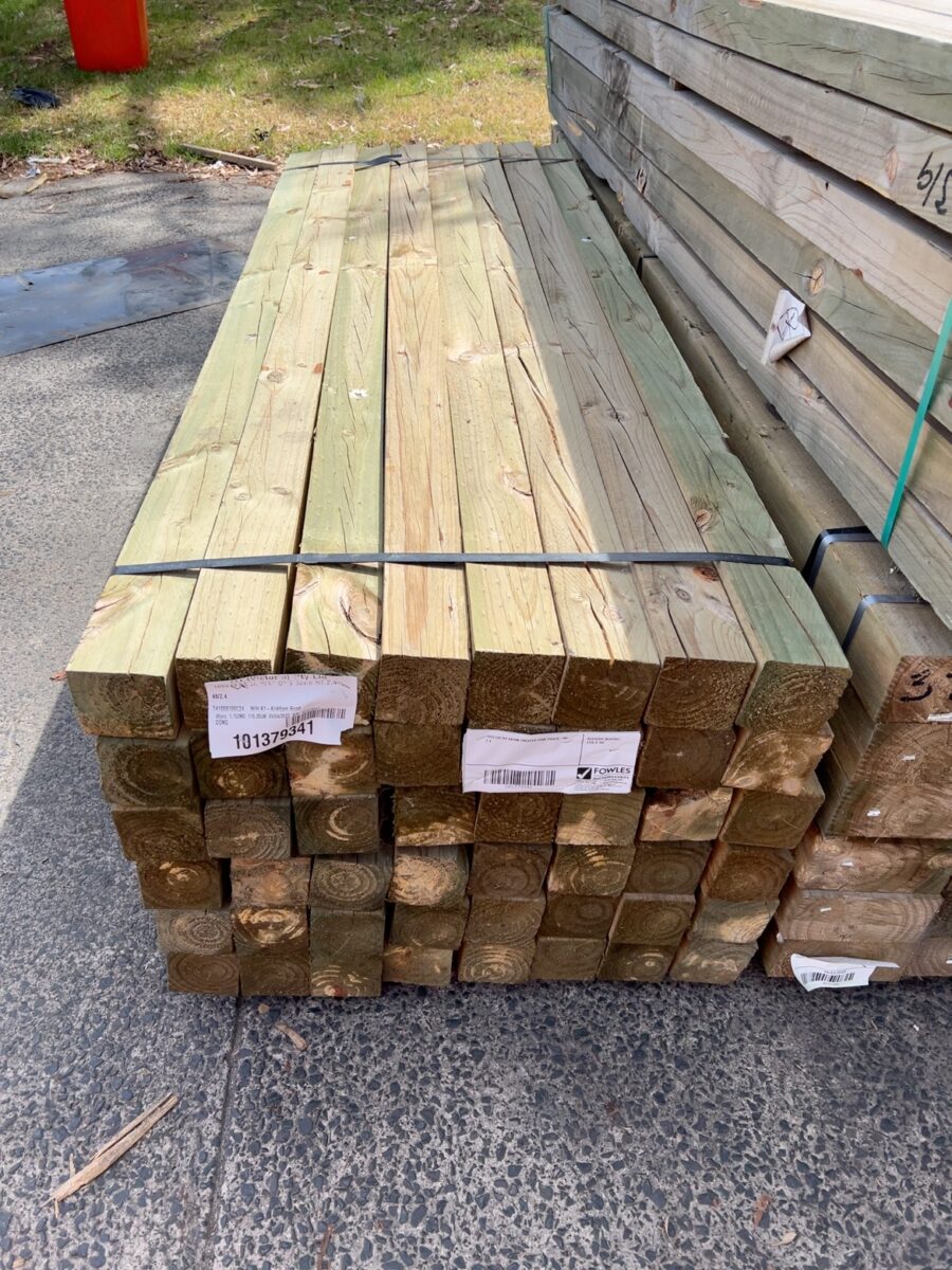 100X100 H4 SAWN TREATED PINE POSTS-48/2.4