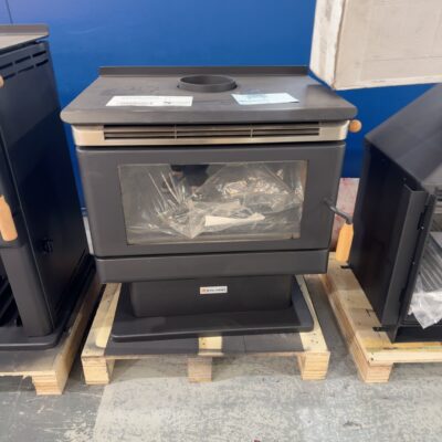 SCANDIA KALORA KA500C CONVECTION WOOD FIRED HEATER, HEATS UP TO 200M2, 3 SPEED FAN CONTROL, RRP$1999 **CARTON DAMAGE STOCK, SOLD AS IS** KA500C-24-0015