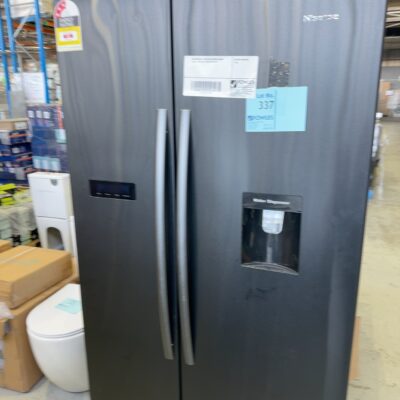 REFURBISHED UNTESTED HISENSE FRIDGE BLACK, SOLD AS IS NO WARRANTY